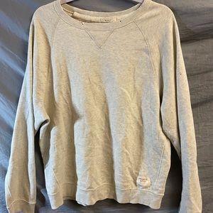 Abercrombie & Fitch sweater